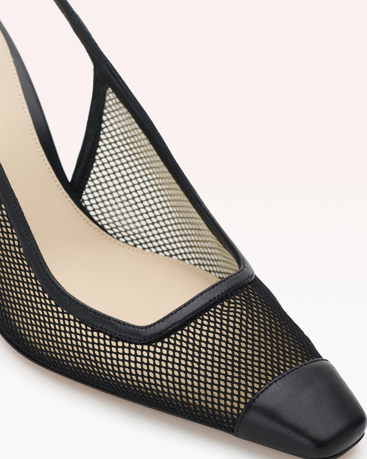 Olivia Mesh 85 Black Pumps S/25
