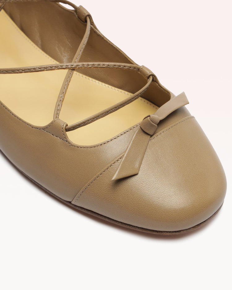 Slim Clarita Flat Latte