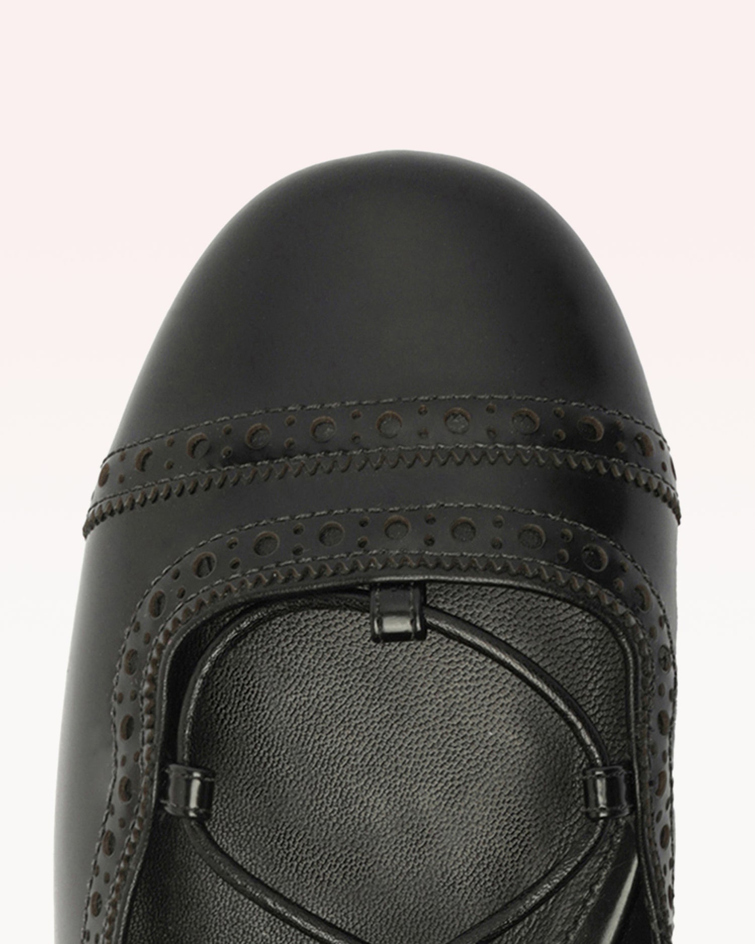 Lace Up Brogue Black Flats P/25