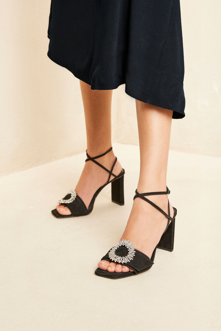 Madelina Pillar 85 Black