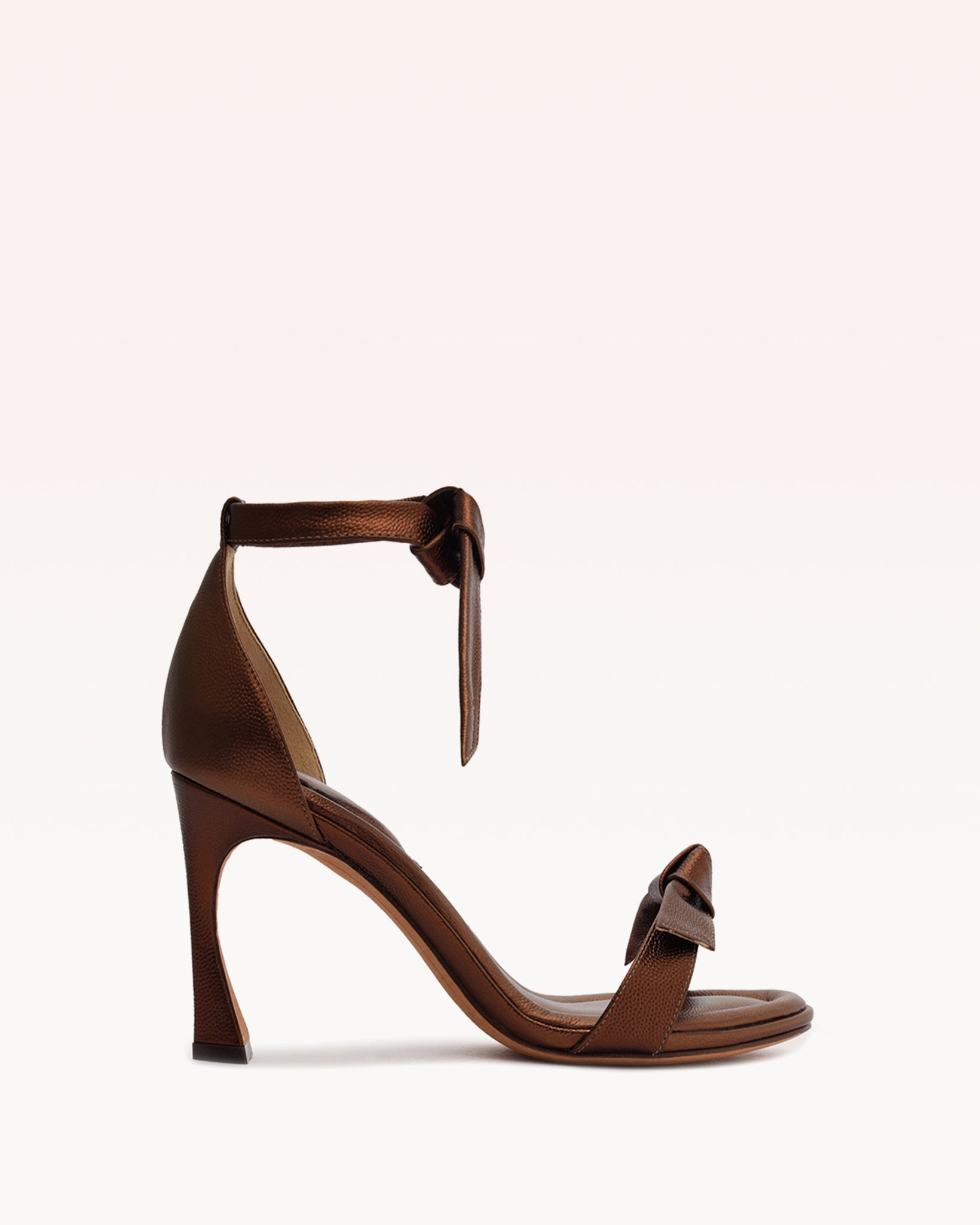 Active product image zoom