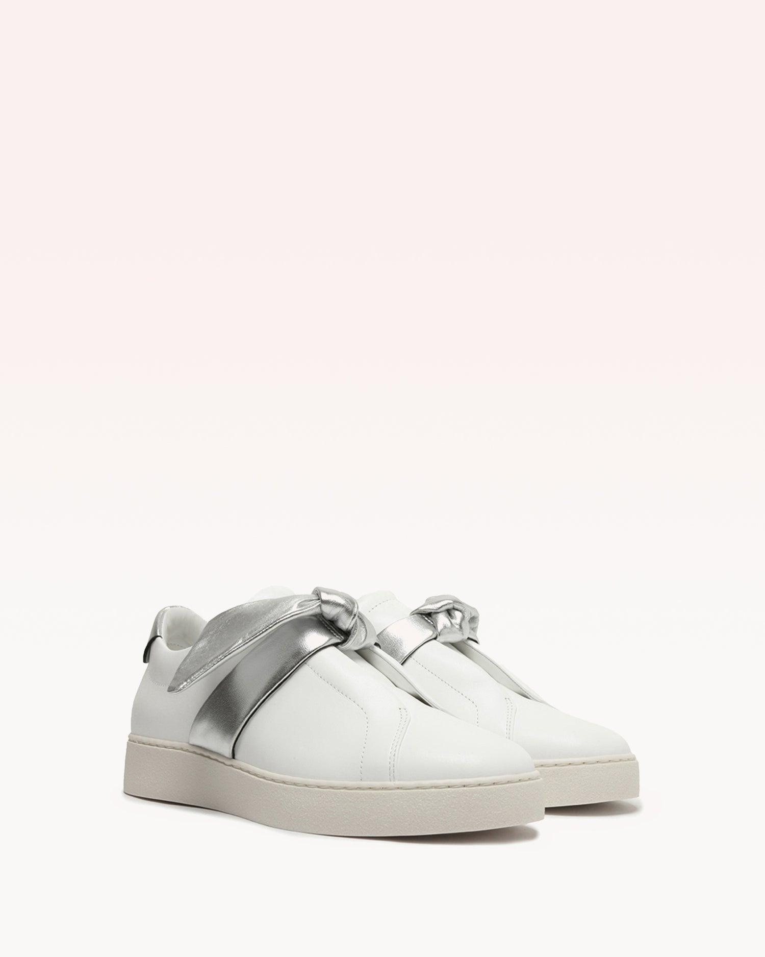Clarita Sneaker