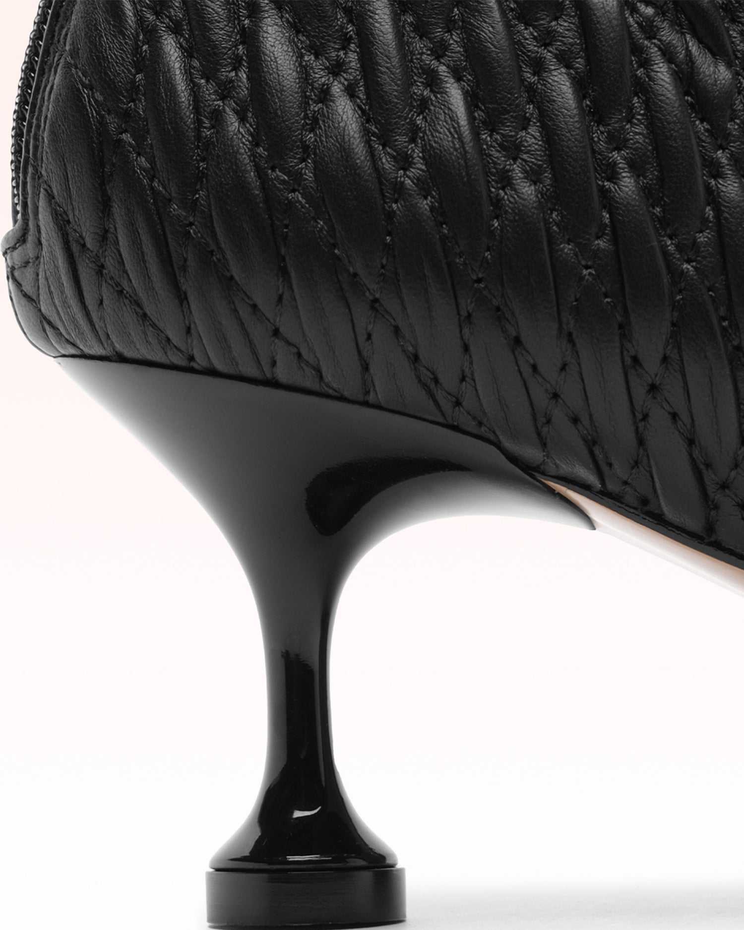 Ashley 60 Black