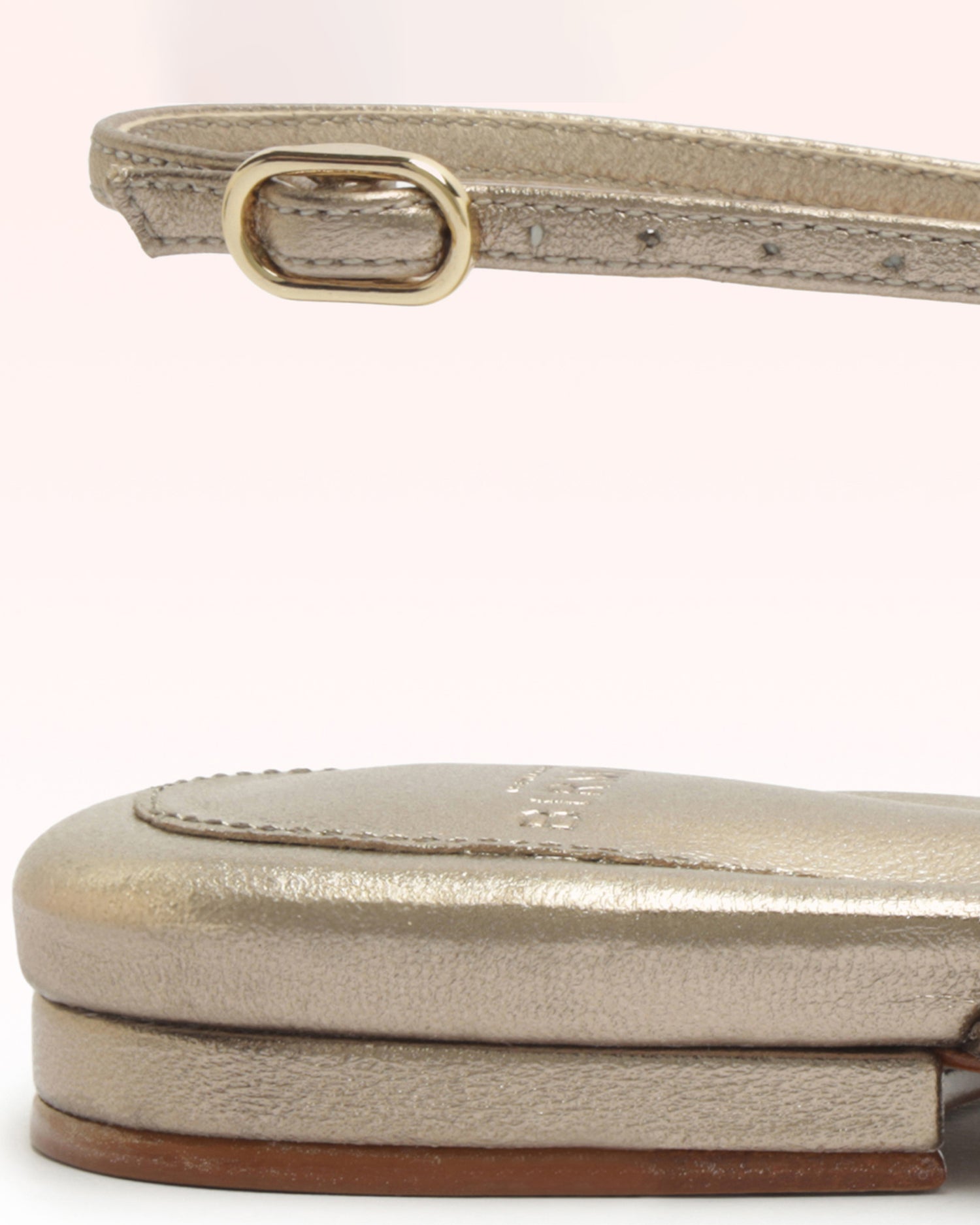 Slim Clarita Flat Luna