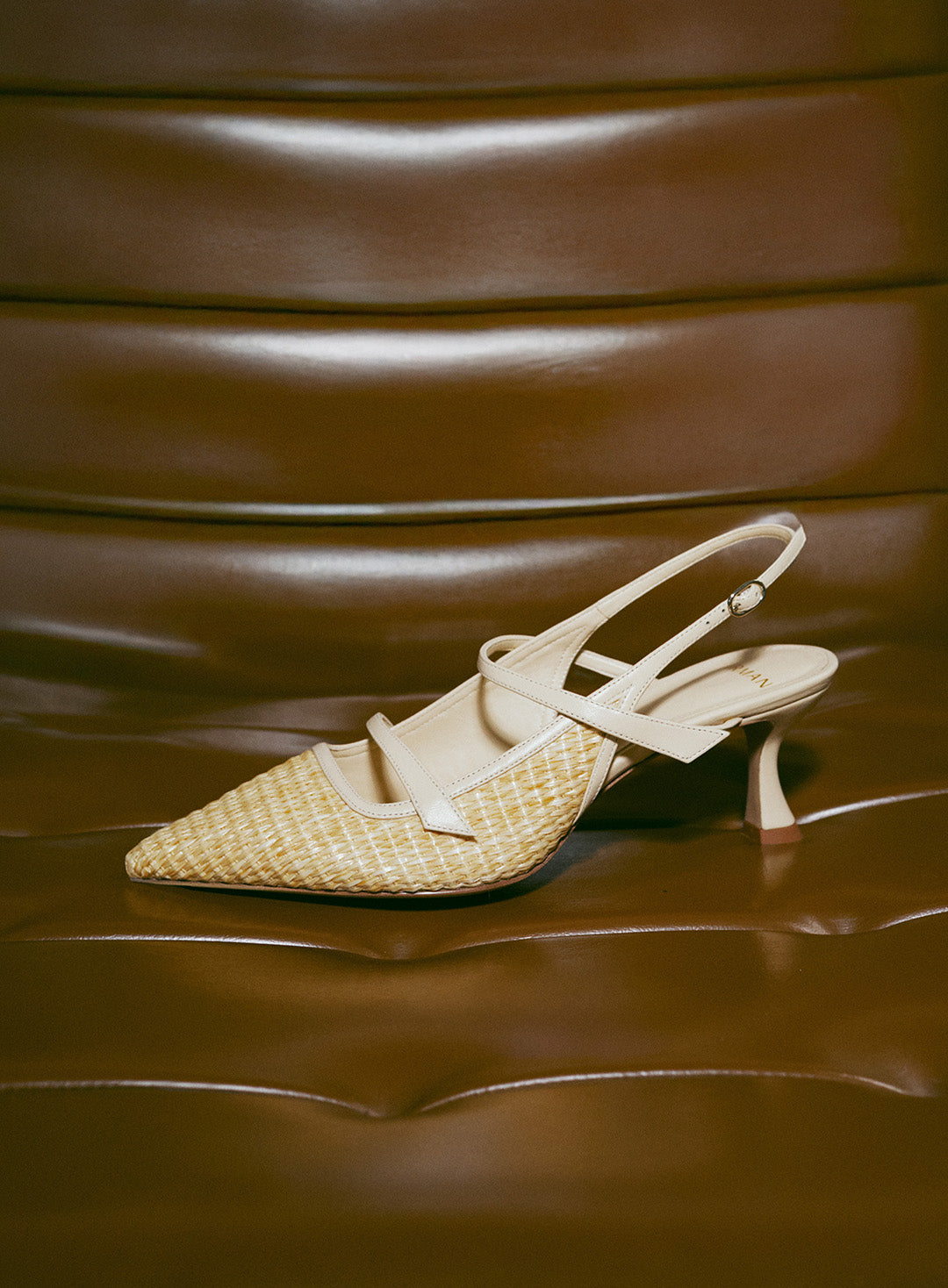 DISCOVER NEW PUMPS FROM MODERN CLASSICS COLLECTION.