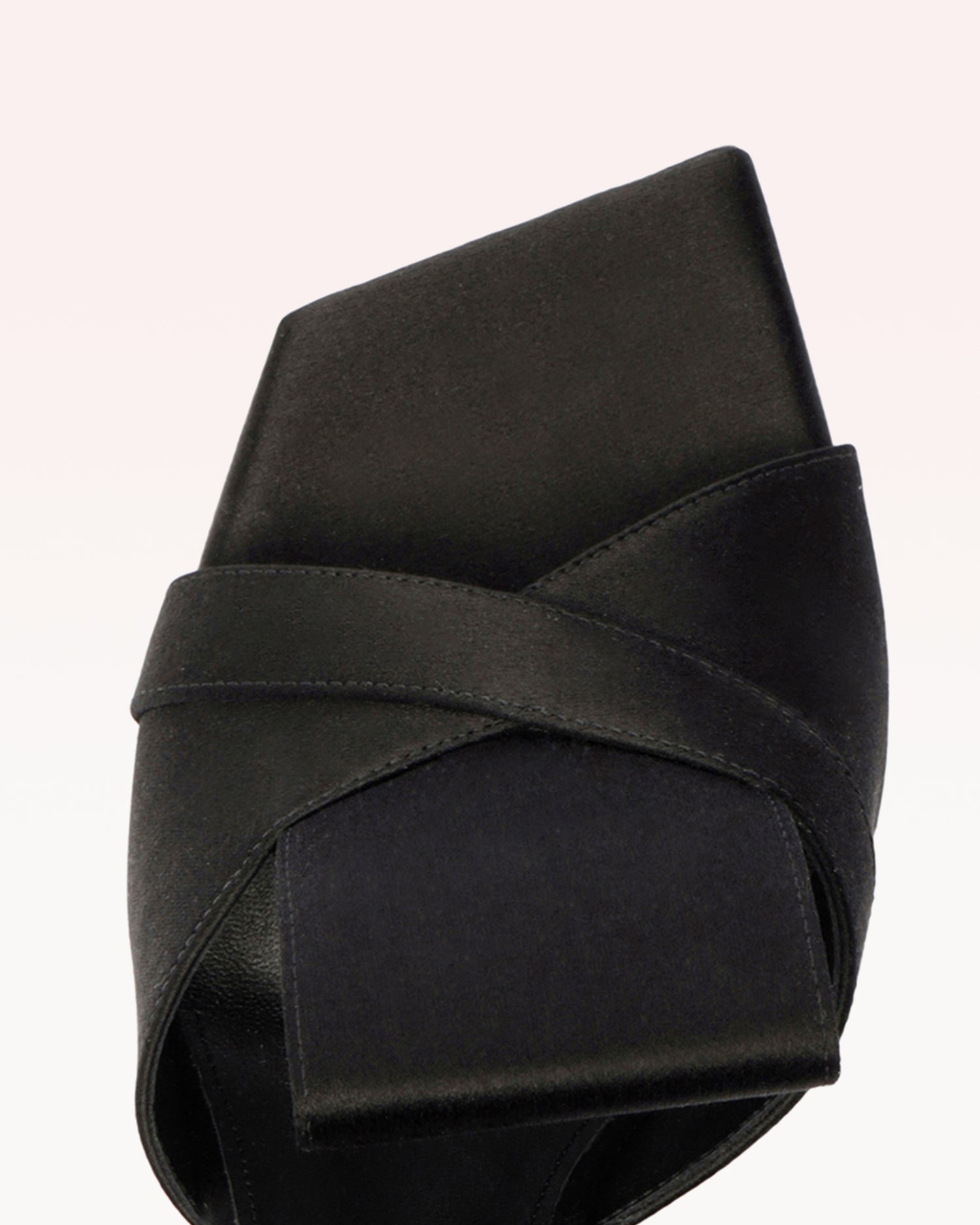 Tati Sandal 100 Black Sandals R/26