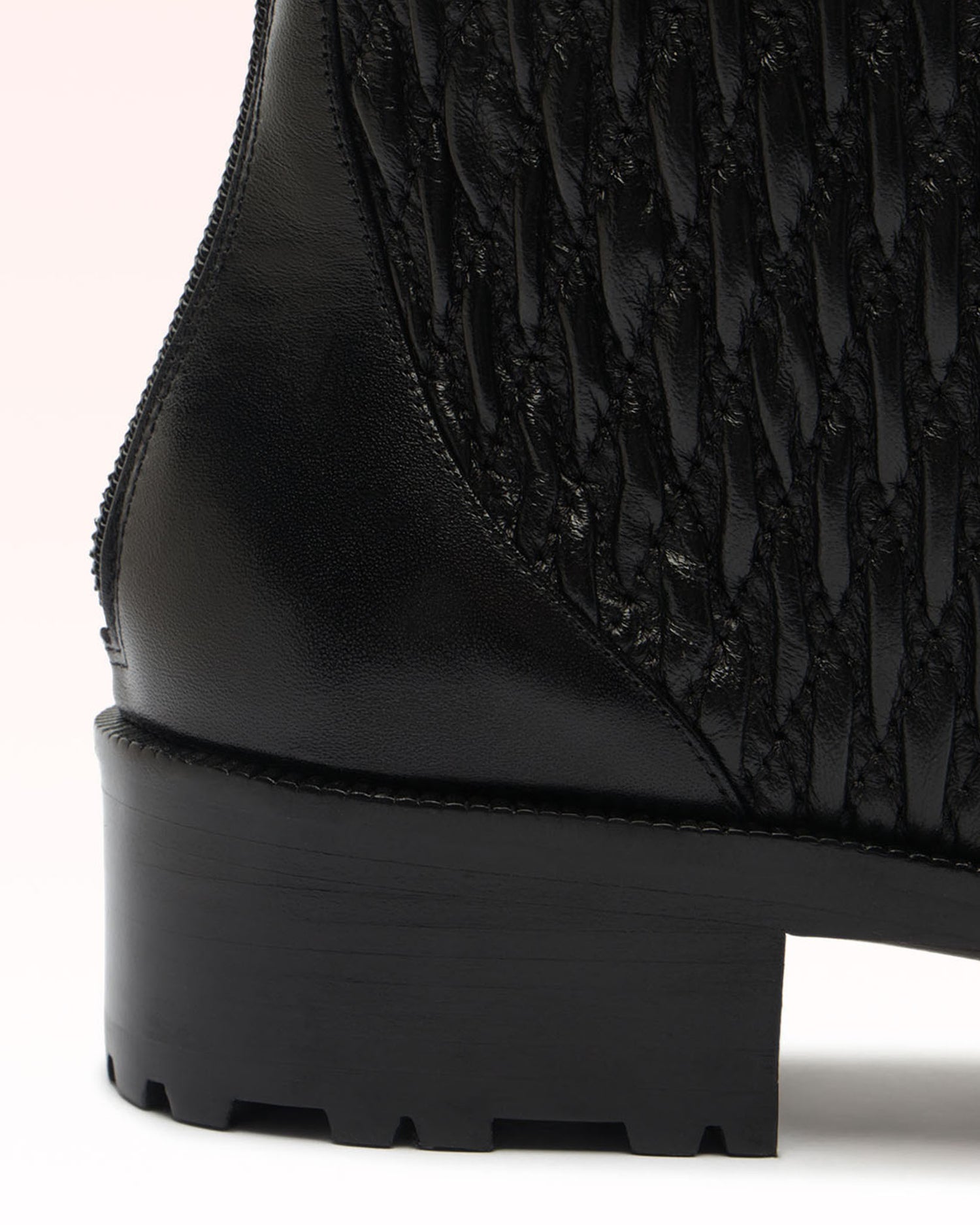 Quilted Clarita Combat 30 Black