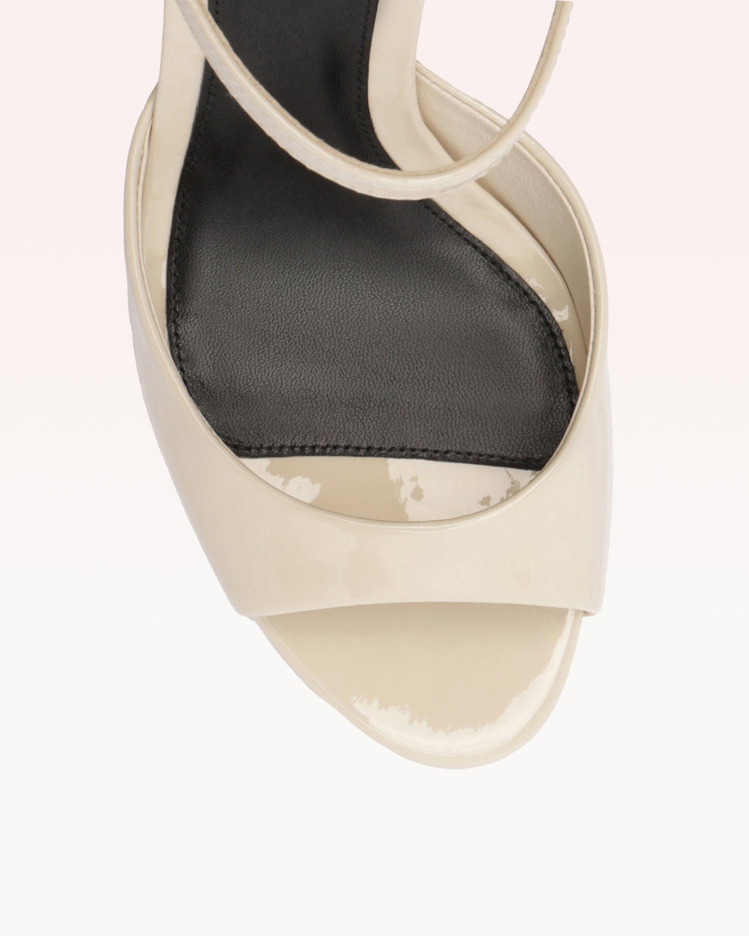 Amy 120 Eggshell