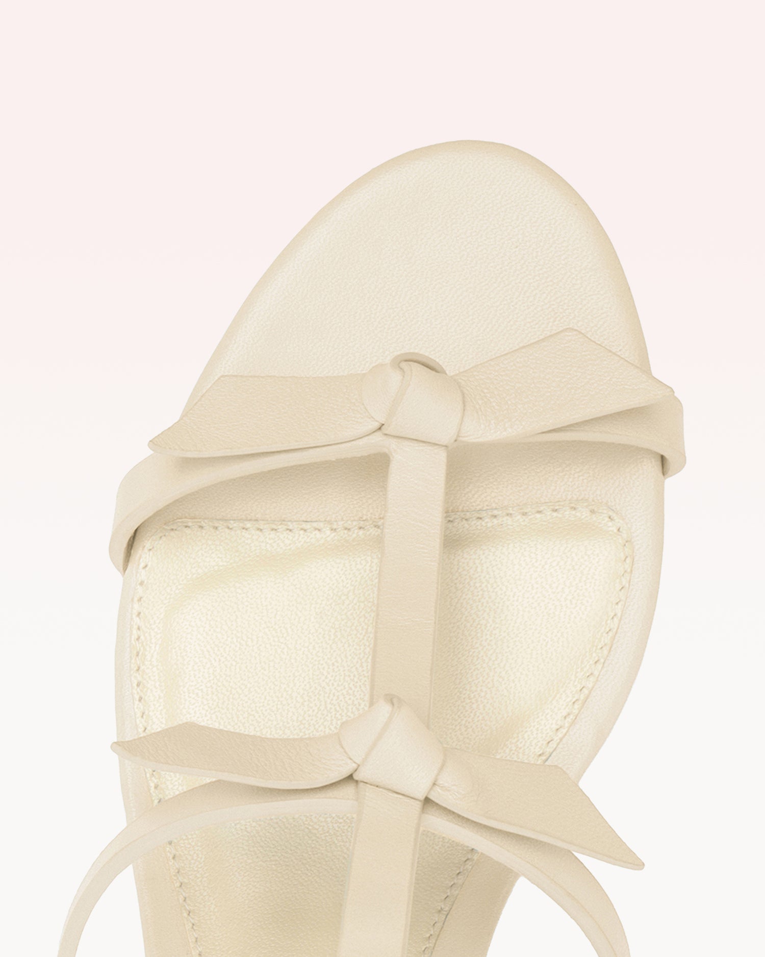 Slim Lolita Raffia 30 Shell Sandals R/26