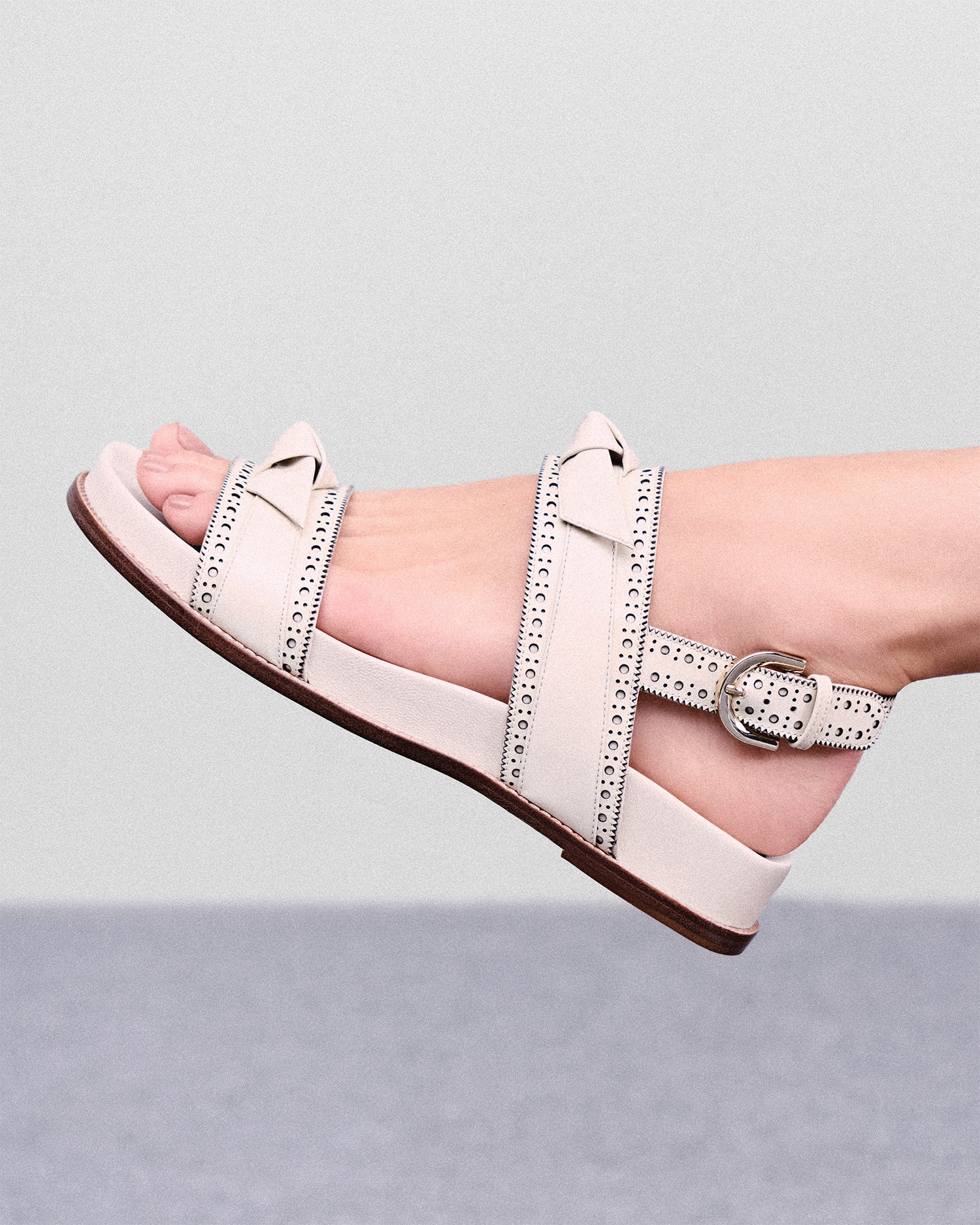 Sport Sandal Brogue Eggshell Flats P/25