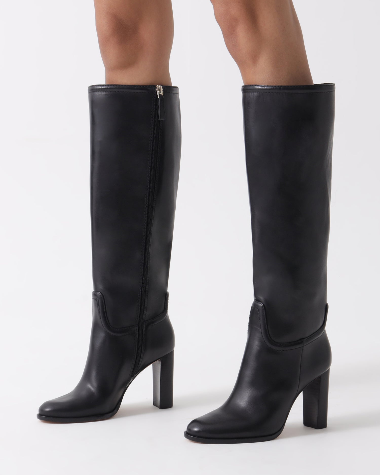 Lauréate leather boots