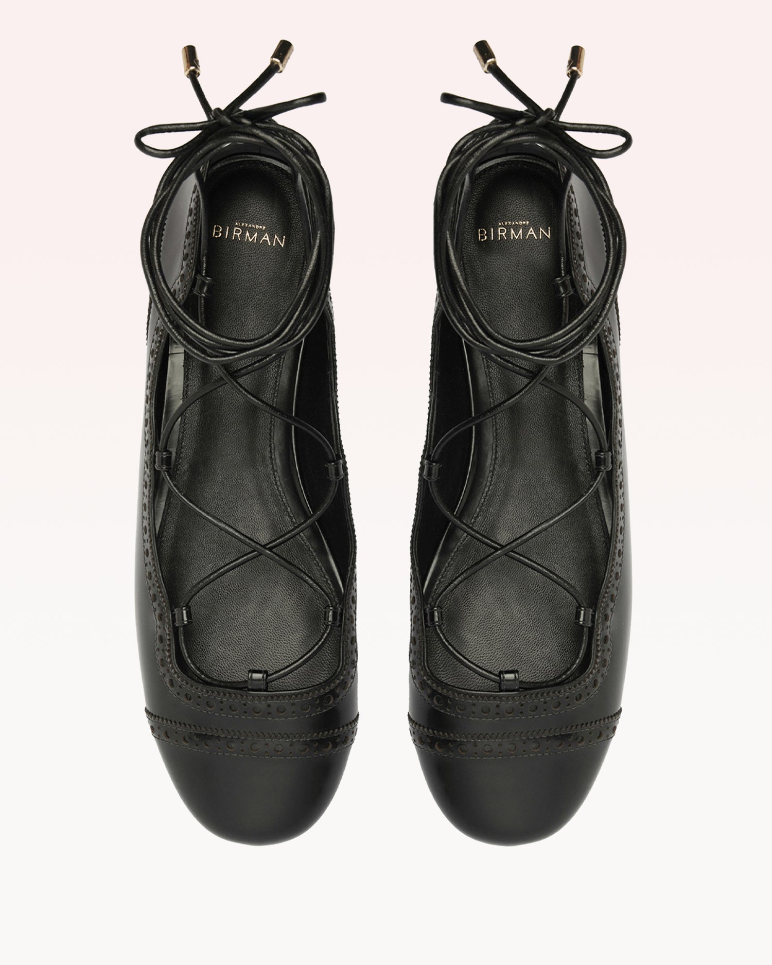 Lace Up Brogue Black Flats P/25