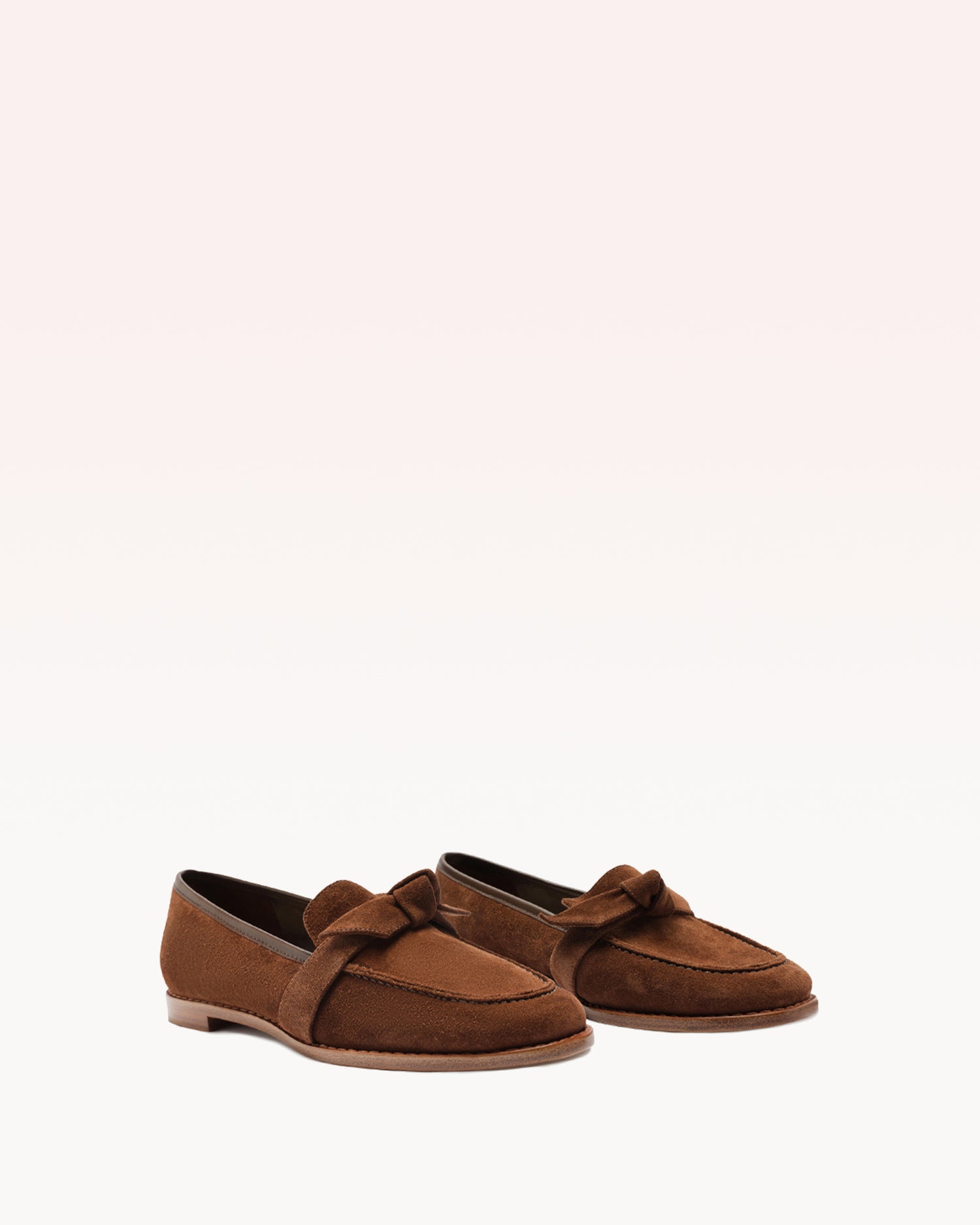 Clarita Penny Loafer Cacau Loafers R/24   