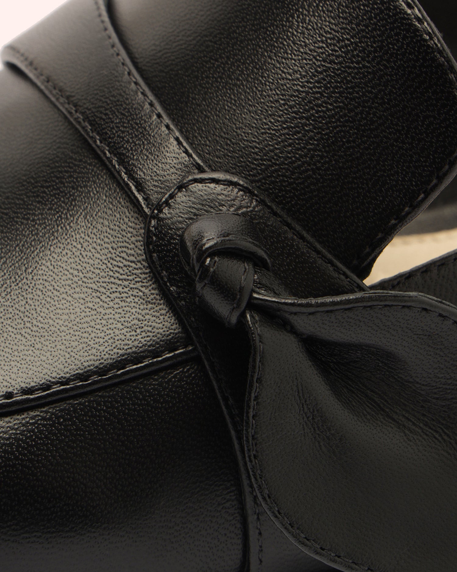 Magnolia Loafer Black