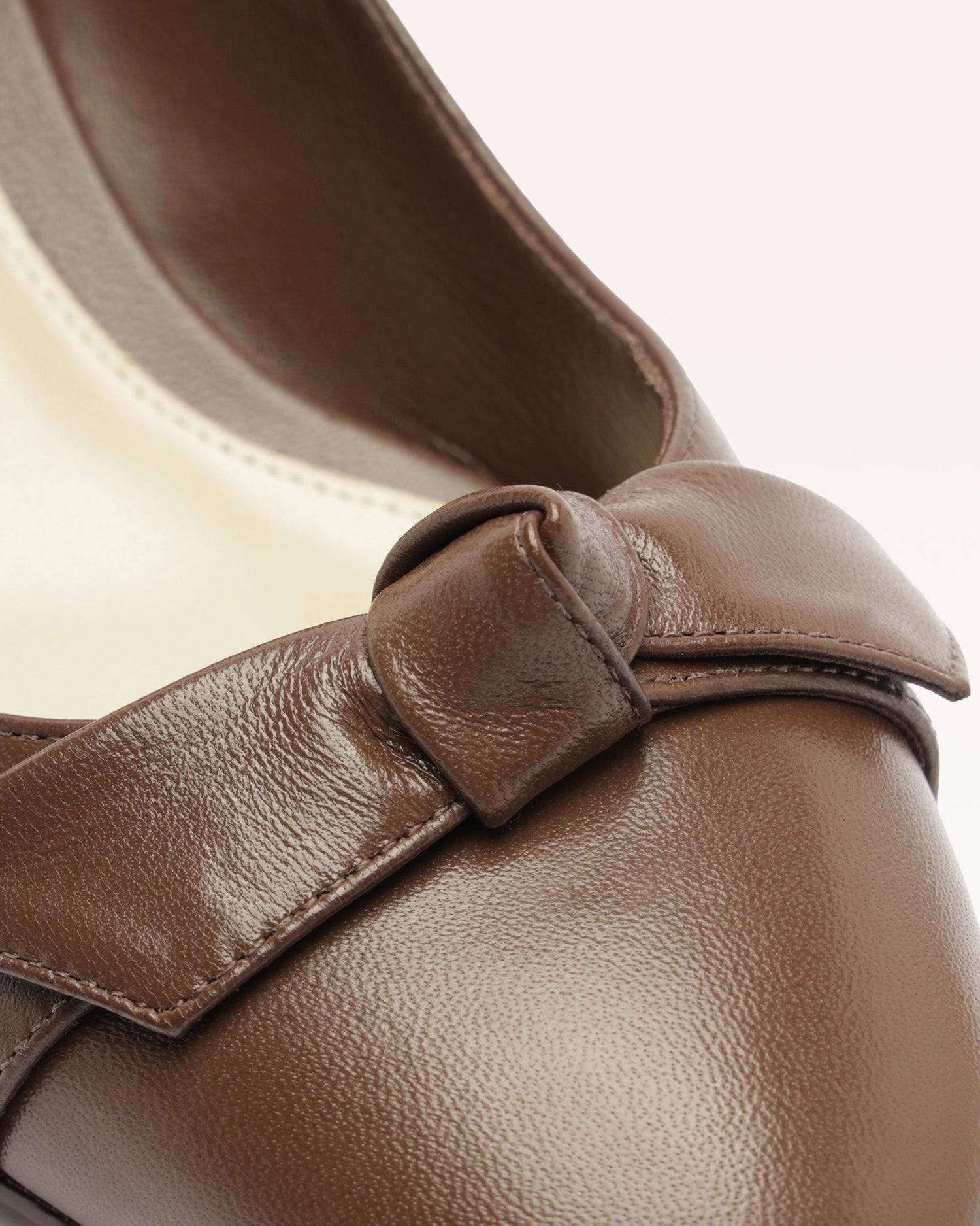 Clarita Almond Pump 45 Mousse