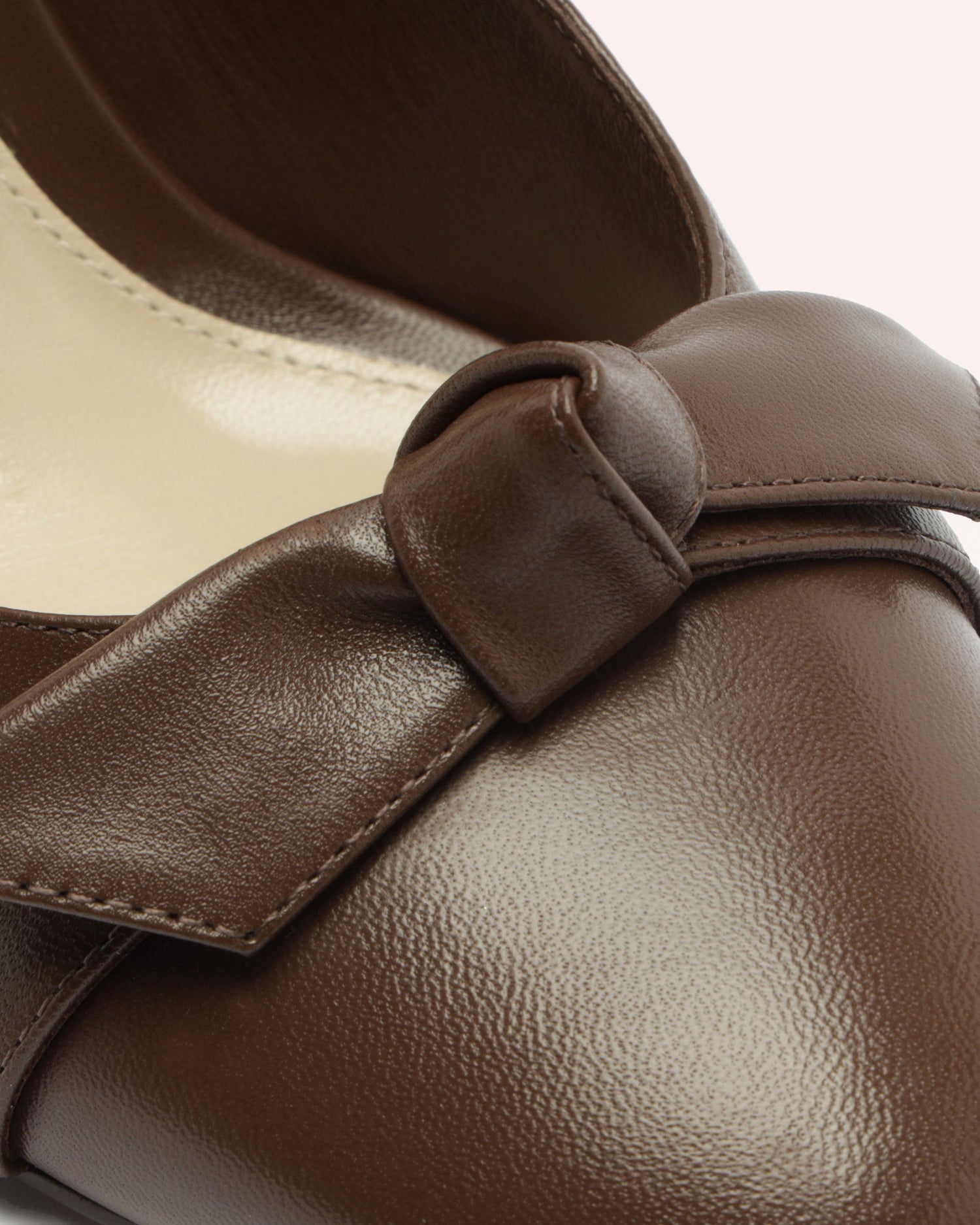 Clarita Almond Pump 85 Mousse