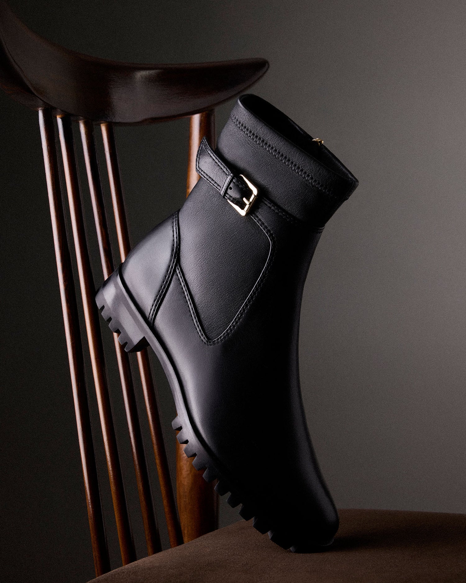 Marion 15 Black