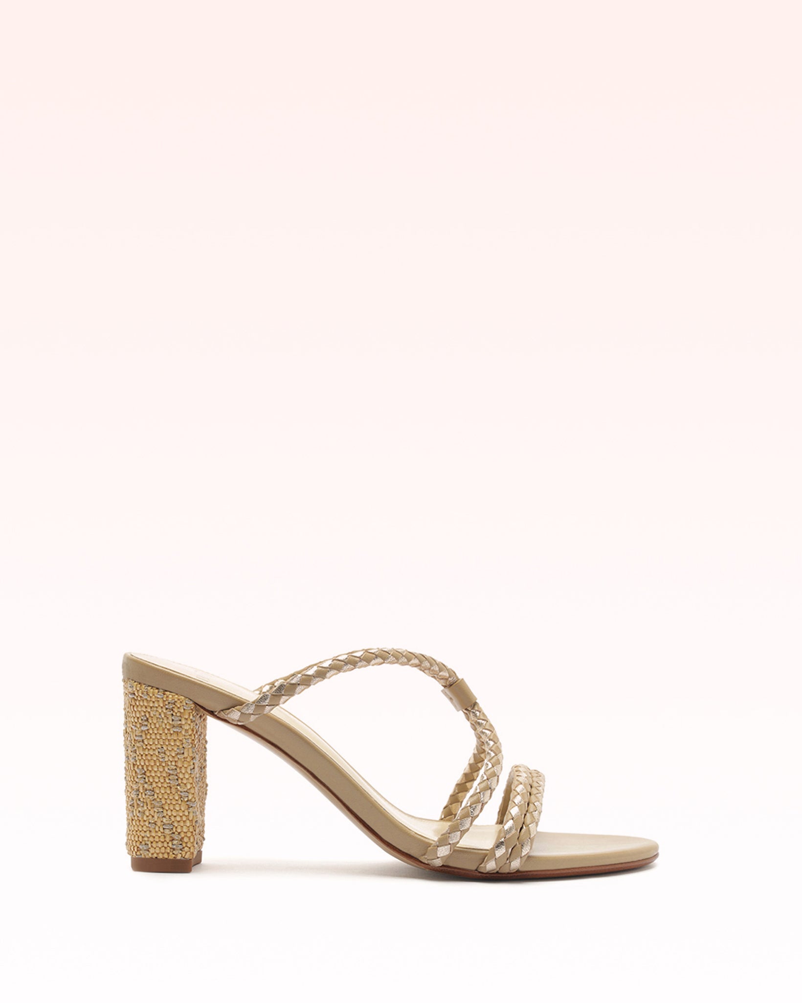 Go to color variant Semolina