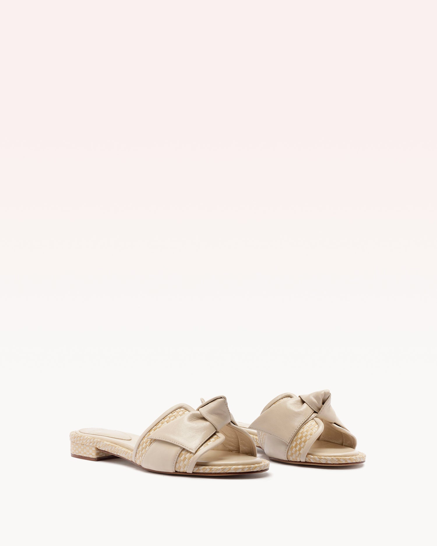 Maxi Clarita Padded Raffia Flat Shell Sandals R/26