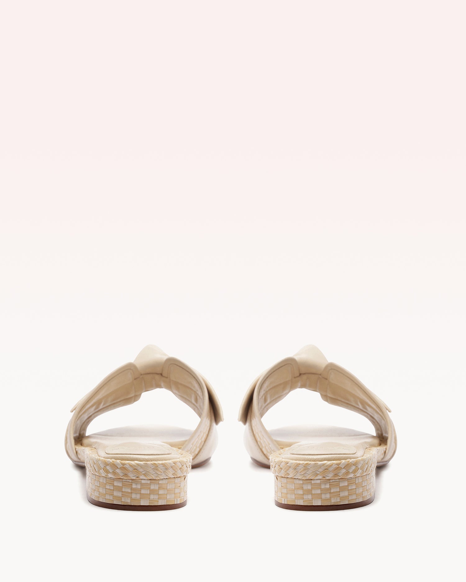 Maxi Clarita Padded Raffia Flat Shell Sandals R/26