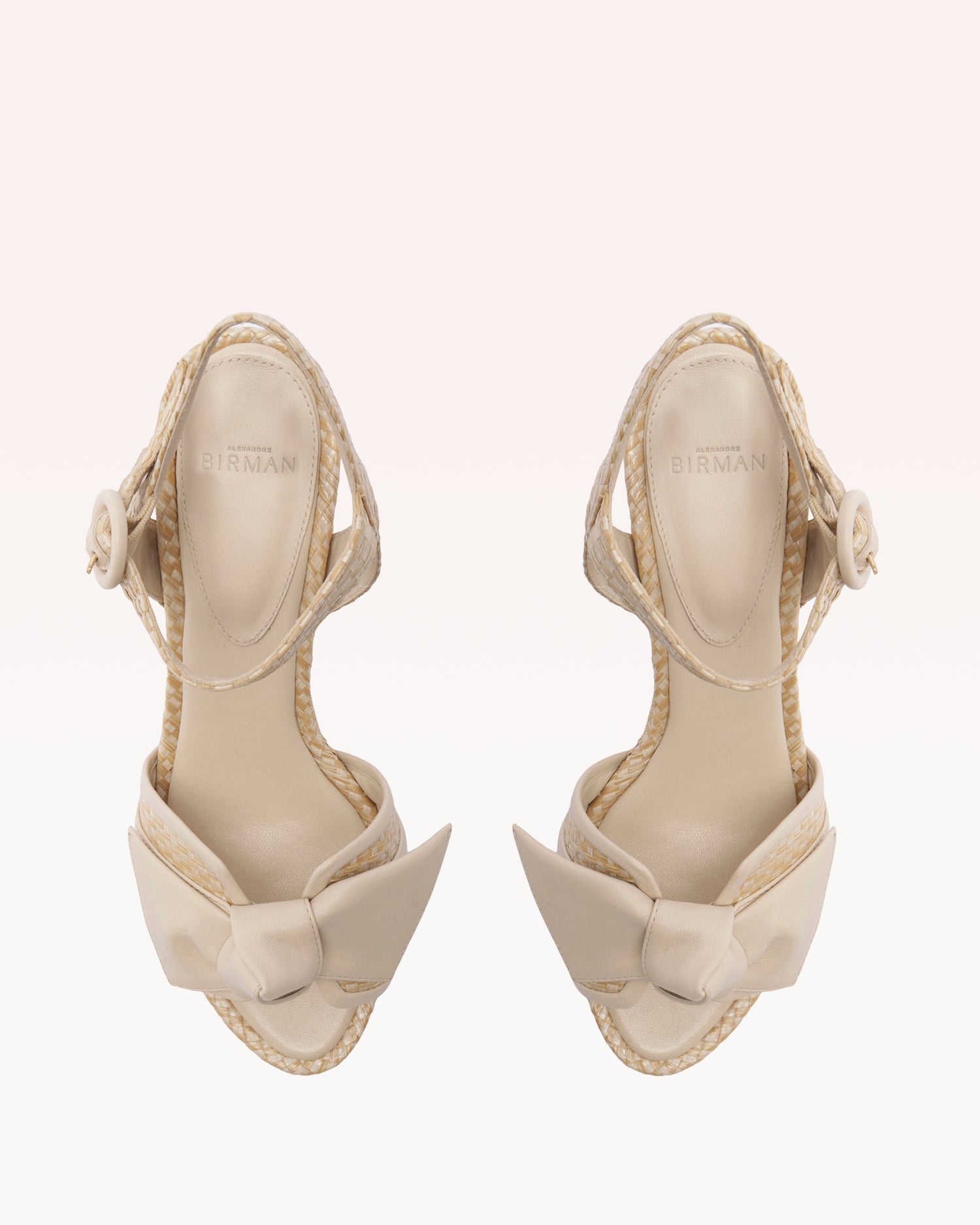 Maxi Clarita Padded Raffia 75 Shell Sandals R/26