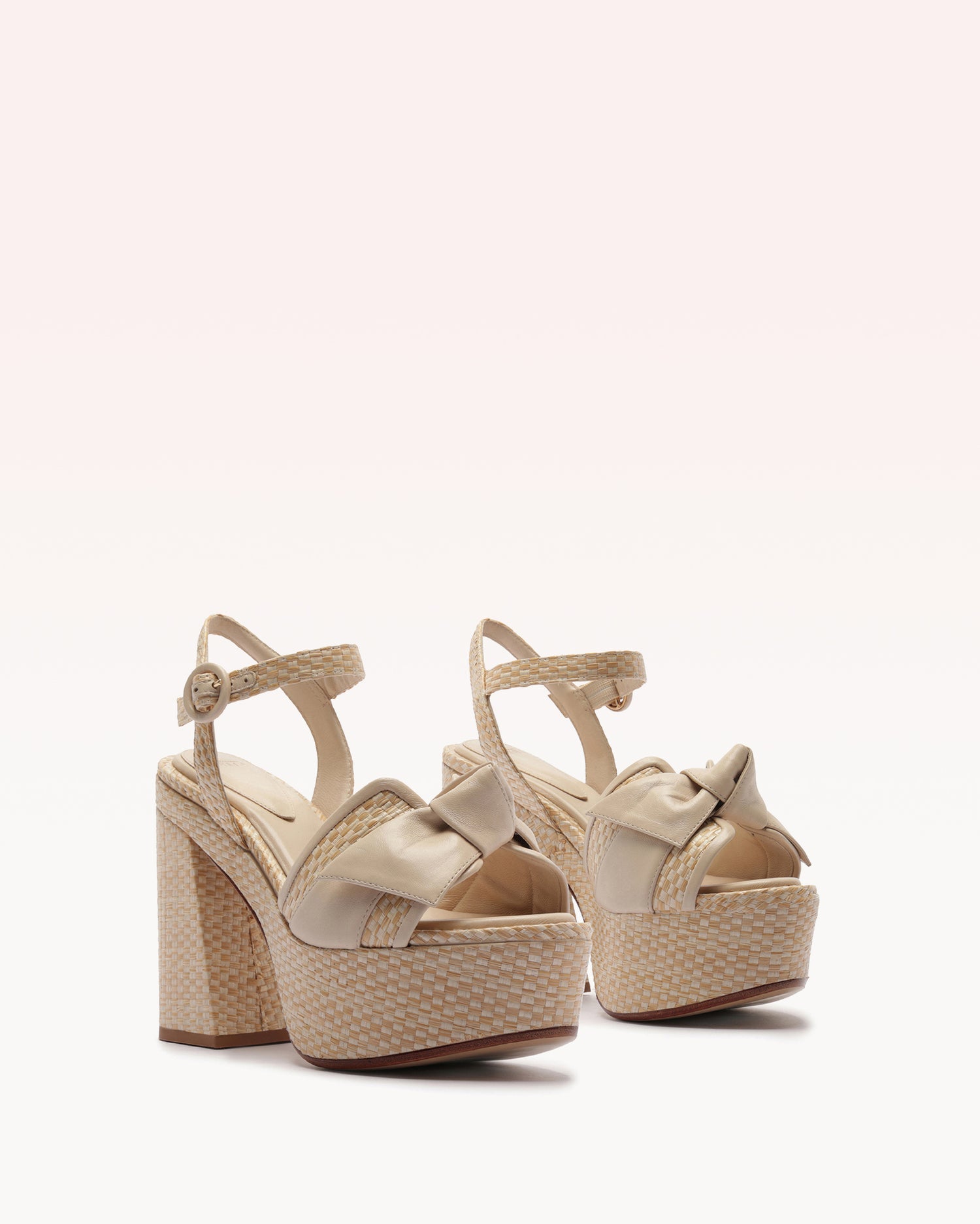 Maxi Clarita Padded Raffia 120 Shell Sandals R/26