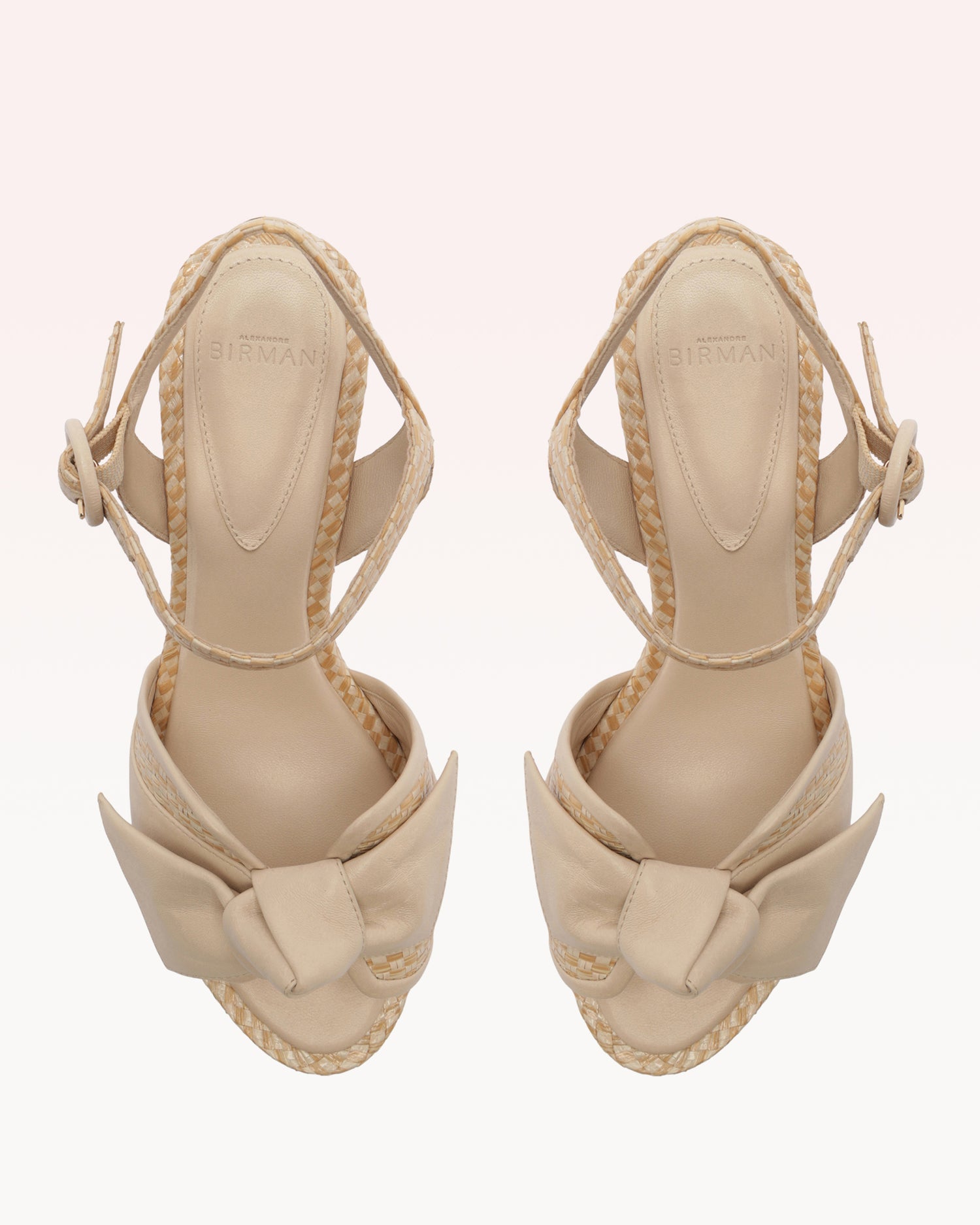 Maxi Clarita Padded Raffia 120 Shell Sandals R/26