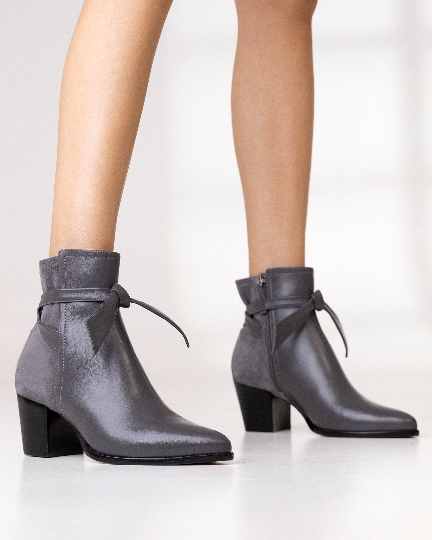 Clarita Tie Ankle 90 Bootie Ashgray Booties Fall 22   